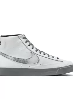 Pantofi Sport Nike Blazer MID 77 EMB